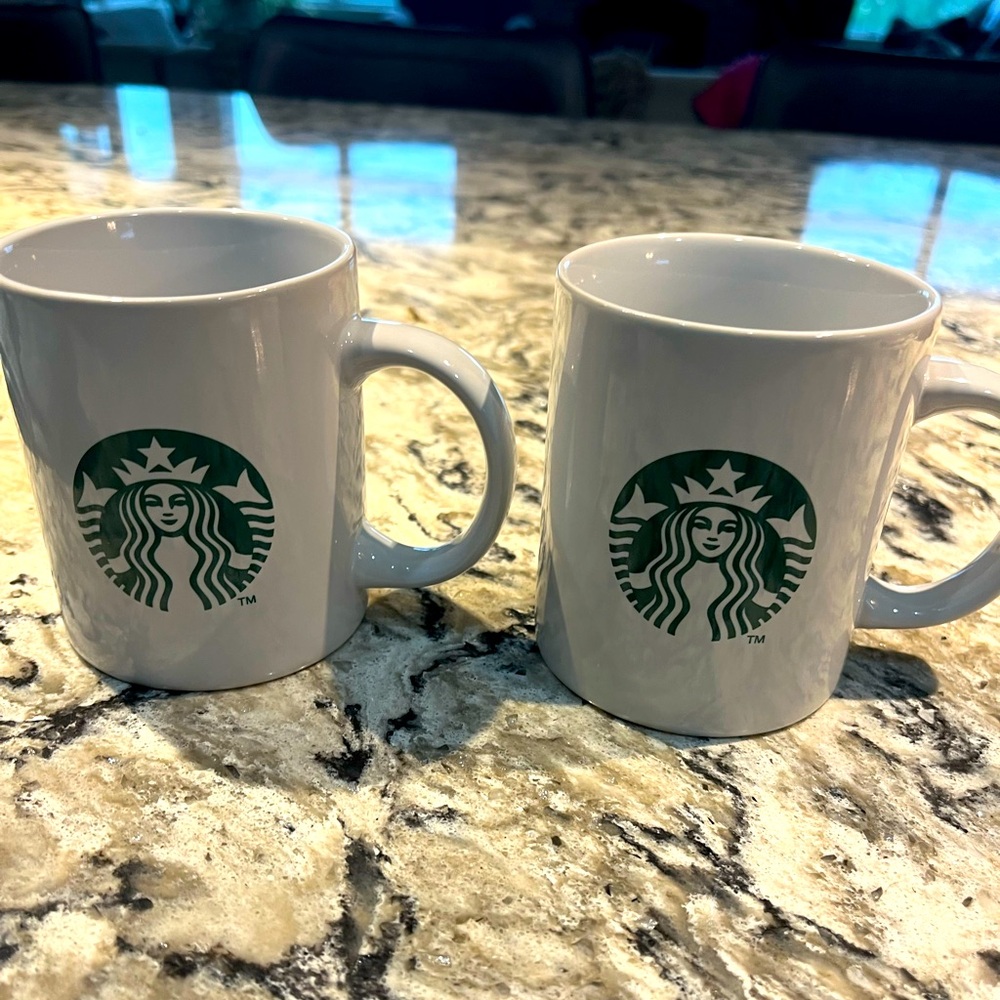 Matching Starbucks 10 ounce coffee cups mug white green traditional logo